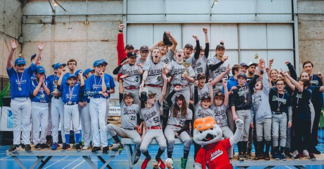 début du club de baseball